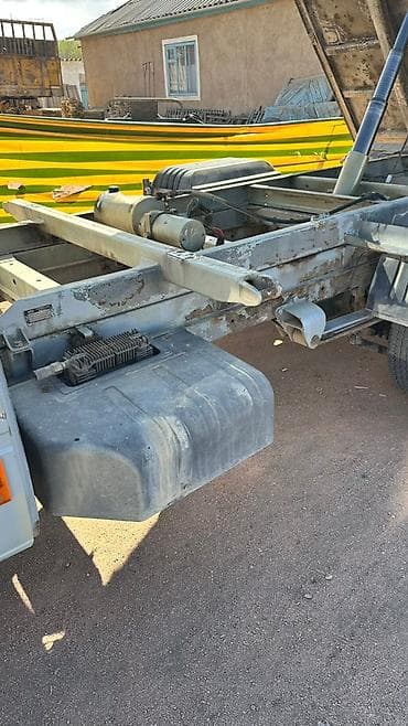 газ для заправки: Mercedes-Benz Спринтер: 2002 г., 2.7 л, Ручные, Дизель — 9