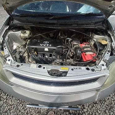 Продажа авто: Toyota ist: 2002 г., 1.5 л, Автомат, Бензин — 5