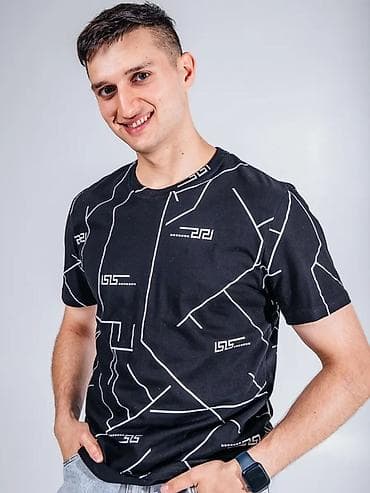 футболки с вырезом мужские: Футболки оптом - Унисекс, базовая посадка с круглым вырезом - — 8