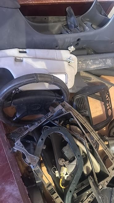 Автозапчасти Mazda — разбор Предлагается комплект различных