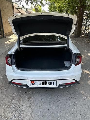 byd e2 2023: Hyundai Sonata: 2022 г., 2 л, Автомат, Газ, Седан — 5