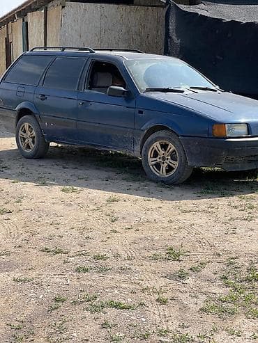 Volkswagen Passat Variant: 1990 г., 1.8 л, Механика, Бензин, Универсал — 2