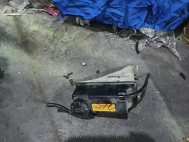 hyundai atos: Бачок Hyundai — 1