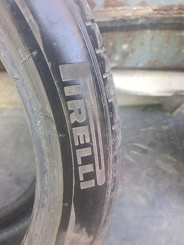 полик резиновый: Шины 275 / 40 / R 20, Лето, Б/у, Пара, Легковые, Pirelli — 4