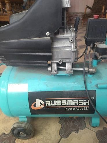 пистолет для краски: Компрессор Russmash (РуссМАШ) 4HP-50L Основные характеристики: - — 3