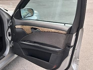 m 104: Mercedes-Benz E-Class: 2004 г., 2.6 л, Автомат, Бензин, Седан — 8