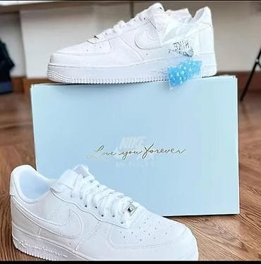 сланцы nike: Кроссовки, 37, Nike, Новый, цвет - Белый, Самовывоз — 1