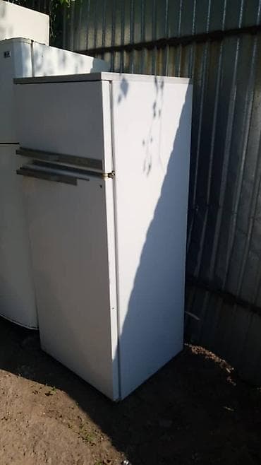 шнековый котел: Холодильник LG, Двухкамерный — 1