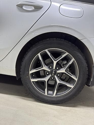 Kia Ceed: 2024 г., Автомат, Бензин, Универсал — 4