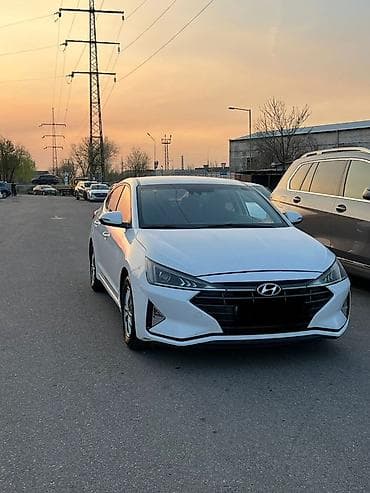 Hyundai Avante: 2018 г., 1.6 л, Автомат, Бензин, Седан — 2