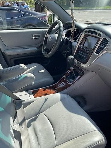 днище: Toyota Highlander: 2005 г., 3.3 л, Автомат, Гибрид, Кроссовер — 5