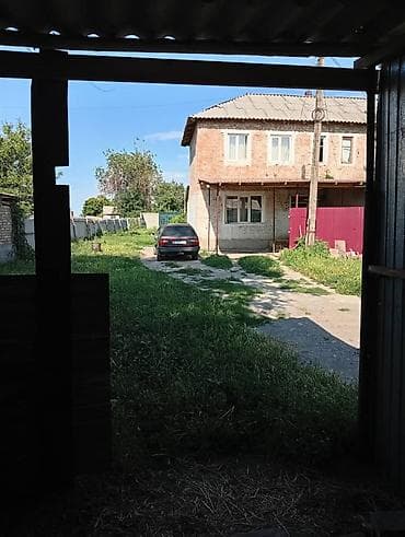 105 серия дом: 7 комнат Продаётся кирпичный двухэтажный дом с большим участком — 2
