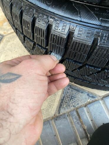 сколько стоят зимние шины на машину: Продаю комплект зимней резины размер 235 45 р 17 в отличном — 8