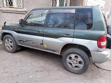 водный апарат: Mitsubishi Pajero iO: 2002 г., 2 л, Автомат, Бензин, Внедорожник — 2