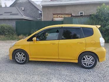 Продажа авто: Honda Jazz: 2007 г., Автомат, Бензин, Хэтчбэк — 3