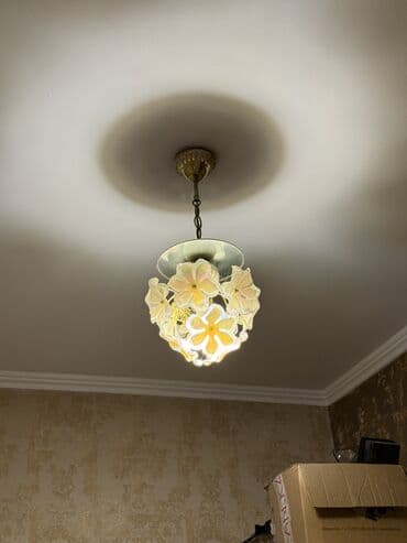 куплю люстра: 1)Продаю люстру полностью в рабочем состоянии все целое Брали 1.5г — 3