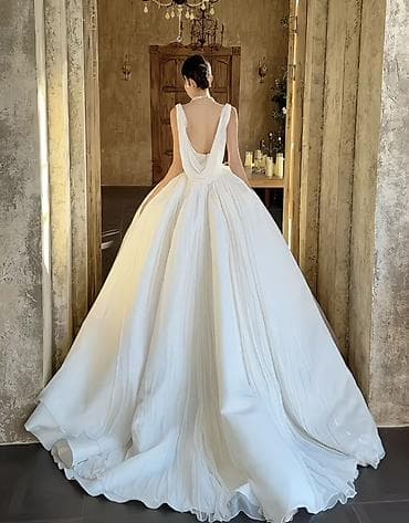 Жеке буюмдар: Үлпөт көйнөгү, Berta Bridal, S, Аркасы ачык, Барпайган, Кытай, Жаңы — 1