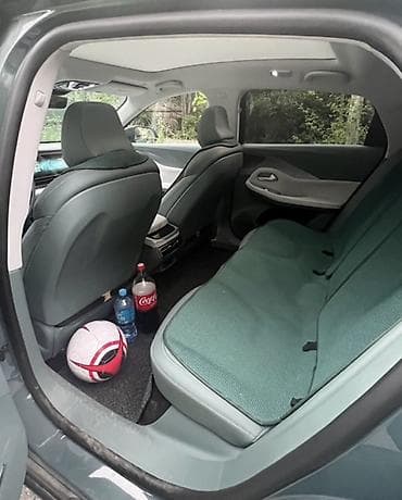 model y: Alfa Romeo : 2023 г., Электромобиль, Фастбек — 4