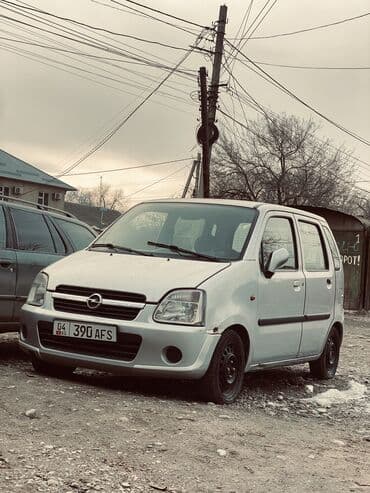 Opel Agila: 2004 г., Хэтчбэк