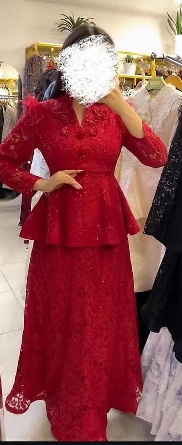 s: СРОЧНО‼️ Продаются вечерние платья Красное-двойка,шикарно подойдет для — 1