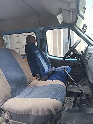 е60 м: Легкий грузовик, Ford, Стандарт, 1,5 т, Б/у — 4