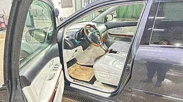 v6: Lexus RX: 2004 г., 3.3 л, Автомат, Бензин, Кроссовер — 3