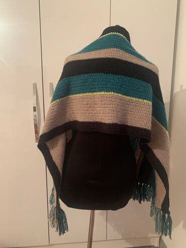 исламский товар: Продаётся шерстяной вязаный палантин с карманами, стильный, очень — 7