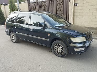 Транспорт: Mitsubishi Space Wagon: 1999 г., 2.4 л, Механика, Бензин, Универсал — 4