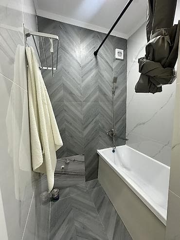 продаю кв восток 5: 1 комната, 44 м², 3 этаж — 7