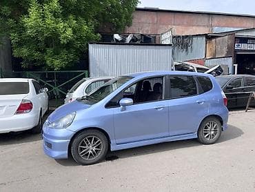 морда фит: Honda Fit: 2003 г., 1.3 л, Автомат, Хэтчбэк — 5