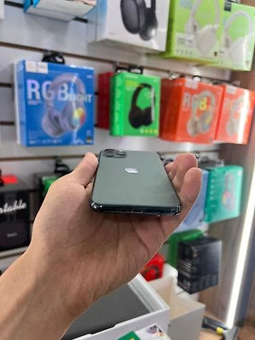 13 iphone pro max: IPhone 11 Pro, Matte Midnight Green — 4