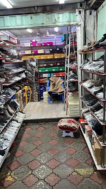 Дордой базар китайский ряд 21-22проход 13контейнер срочно продается at lalafo.kg Дордой базар китайский ряд 21-22проход 13контейнер срочно продается