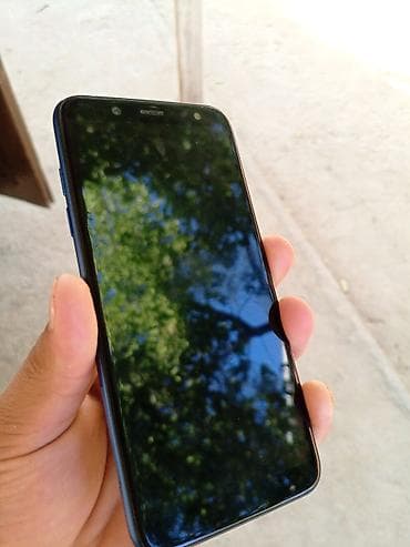 tab 8: Смартфон Samsung Galaxy A6 (модель SM-A600FN/DS) - Экран Super — 3