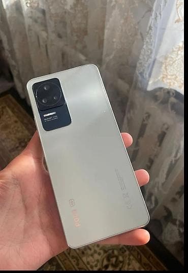 Poco F4, Колдонулган, 256 ГБ, түсү - Күмүш, 2 SIM — 1