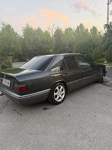 бампер хайлендер: Mercedes-Benz W124: 1995 г., 2.2 л, Автомат, Газ, Седан — 6