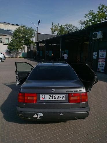 camry 2 2: Volkswagen Passat: 1995 г., 1.8 л, Механика, Бензин, Седан — 2