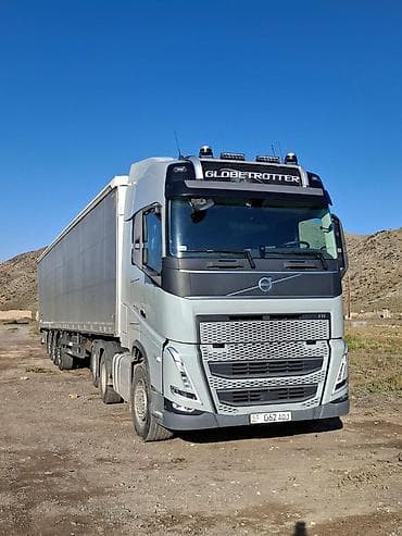 Тягач, Volvo, 2021 г., Шторный at lalafo.kg Тягач, Volvo, 2021 г., Шторный