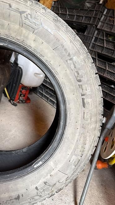 Шины 235 / 65 / R 17, Зима, Комплект, Внедорожные (АТ/МТ), Roadstone