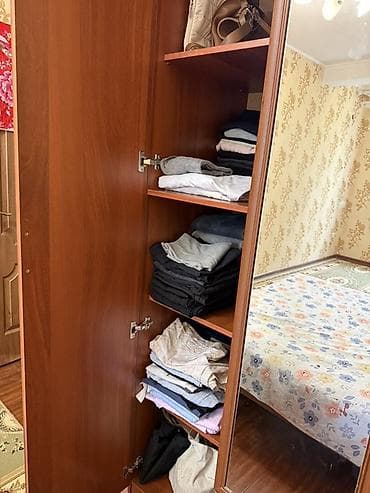 спальный мишок: Двуспальная кровать с прикроватными тумбами и шкафом-купе (на фото — 7