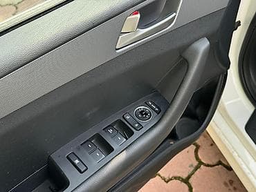 Продажа авто: Hyundai Sonata: 2023 г., 2 л, Автомат, Газ, Седан — 7