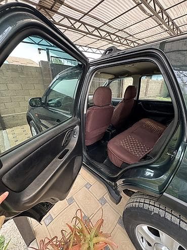 авто ровер: Ford Maverick: 2004 г., 2 л, Механика, Бензин, Кроссовер — 8