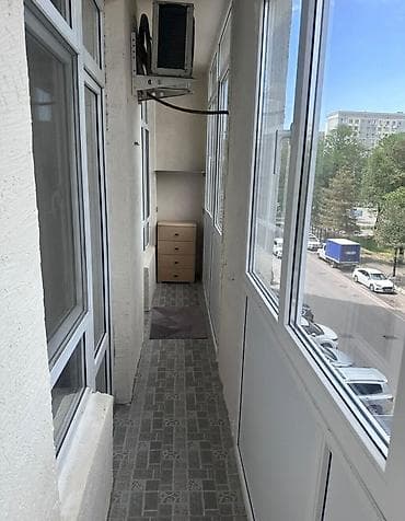 Недвижимость: 🔥Сдаётся 2‑комнатная студия в центре (район Филармонии). ✅Элитный — 3