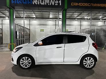 Chevrolet Spark: 2017 г., Хэтчбэк