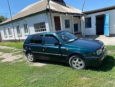 Volkswagen Golf: 1995 г., 1.6 л, Механика, Бензин, Хэтчбэк