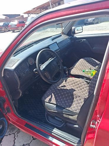 geely cool: Volkswagen Vento: 1997 г., 0.2 л, Механика, Бензин, Седан — 5