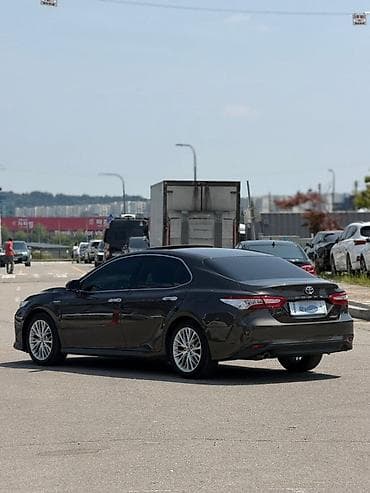 carplay android: Toyota Camry: 2020 г., 2.5 л, Вариатор, Гибрид, Седан — 4