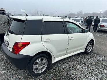 е70 e70: Toyota Ist: 2002 г., 1.5 л, Автомат, Бензин, Хэтчбэк — 2