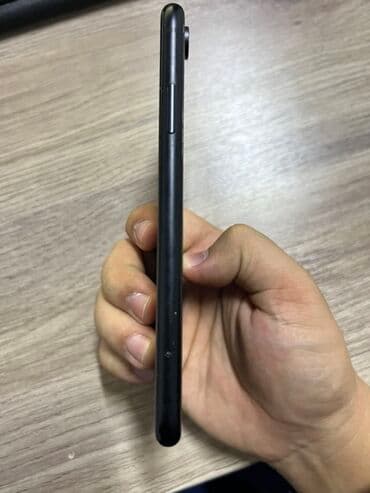 телефон iphone 7: IPhone Xr, Черный — 3