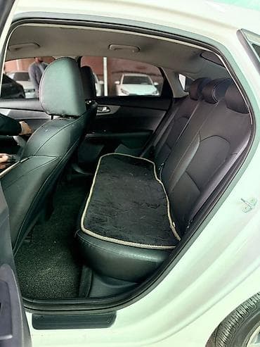 срв 3: Kia K3: 2018 г., Автомат, Бензин, Седан — 4