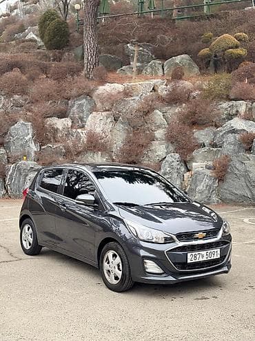 машина 8000: Chevrolet Spark: 2021 г., 1 л, Автомат, Бензин, Хэтчбэк — 2